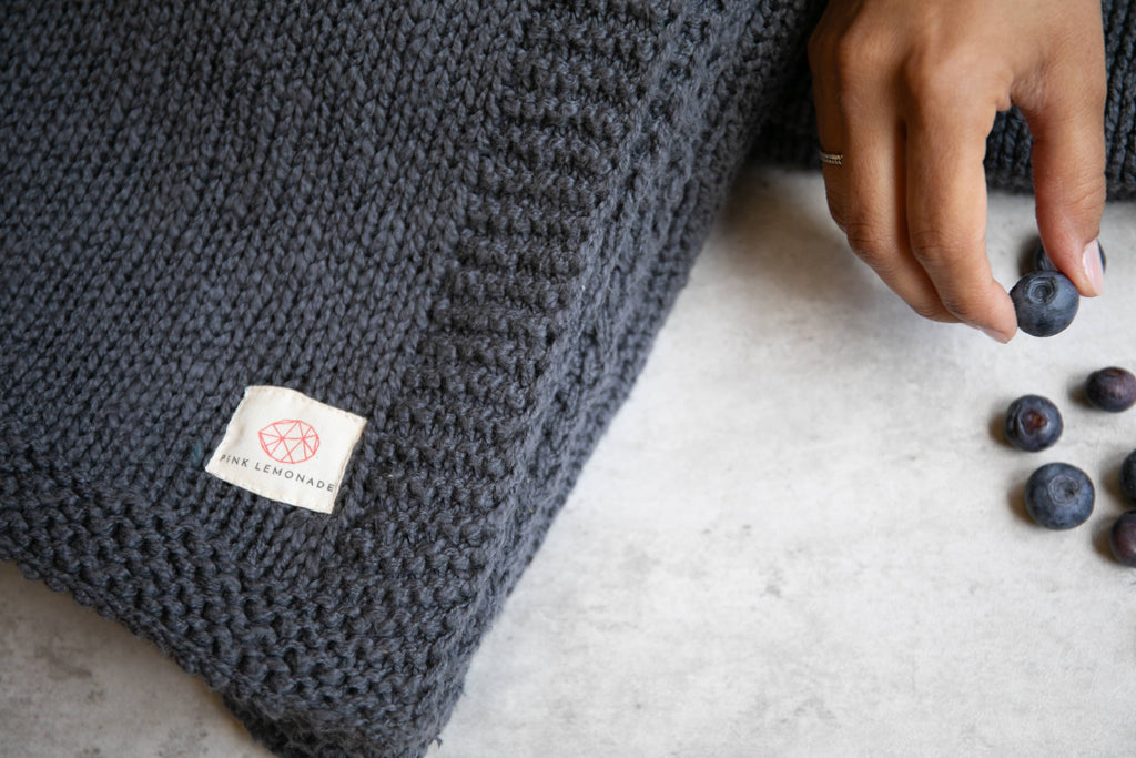 Zrestha - Blue - 100% organic cotton throw blanket