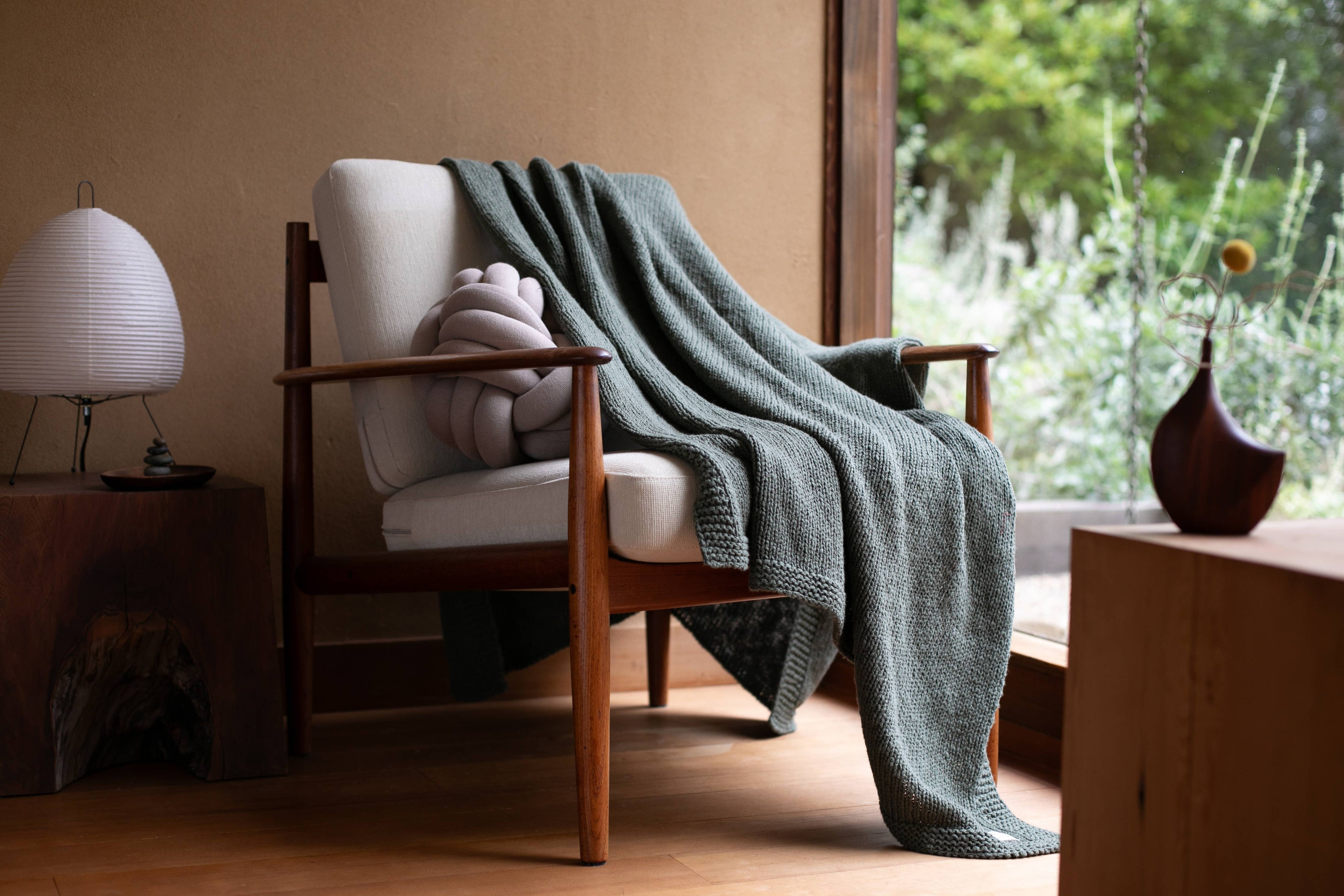 Zrestha - Green - 100% organic cotton throw blanket