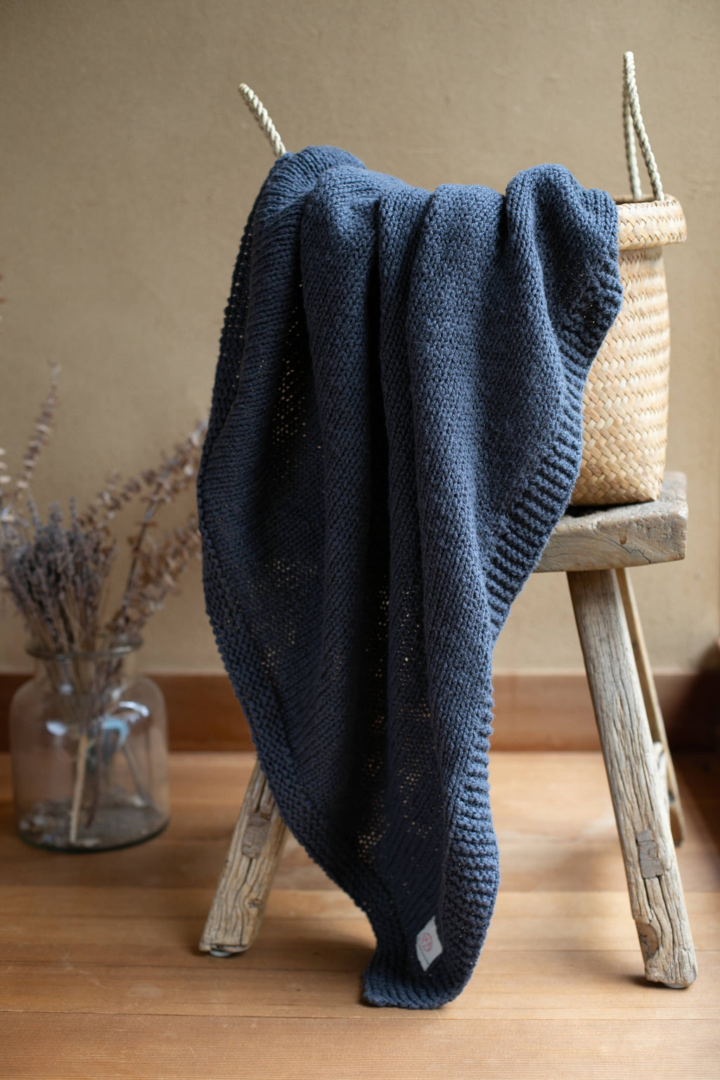 Zrestha - Blue - 100% organic cotton throw blanket