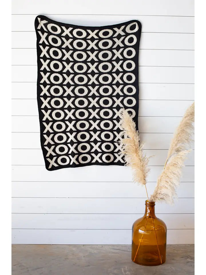 XO Throw Blanket